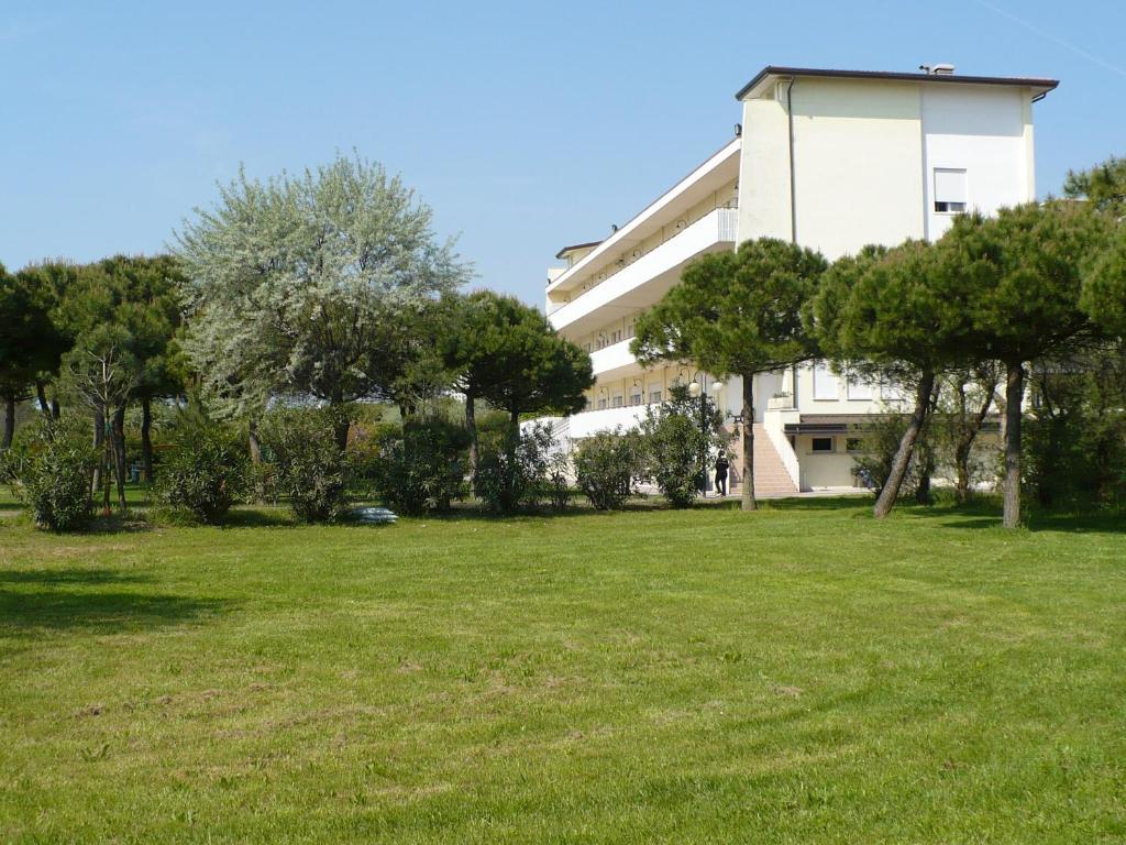 Casa Per Ferie Maria Assunta Hotel Lido di Jesolo Eksteriør billede