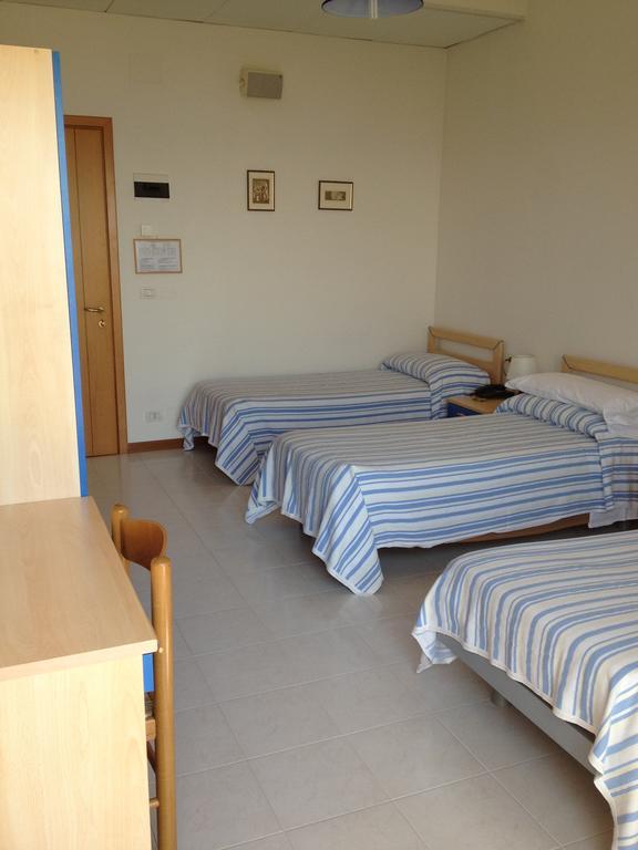 Casa Per Ferie Maria Assunta Hotel Lido di Jesolo Eksteriør billede
